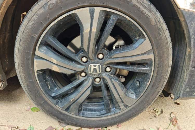 Used Honda Civic 2019 220TURBO CVT Dynamic Edition China V Emission Standard Right Front Wheel Hub