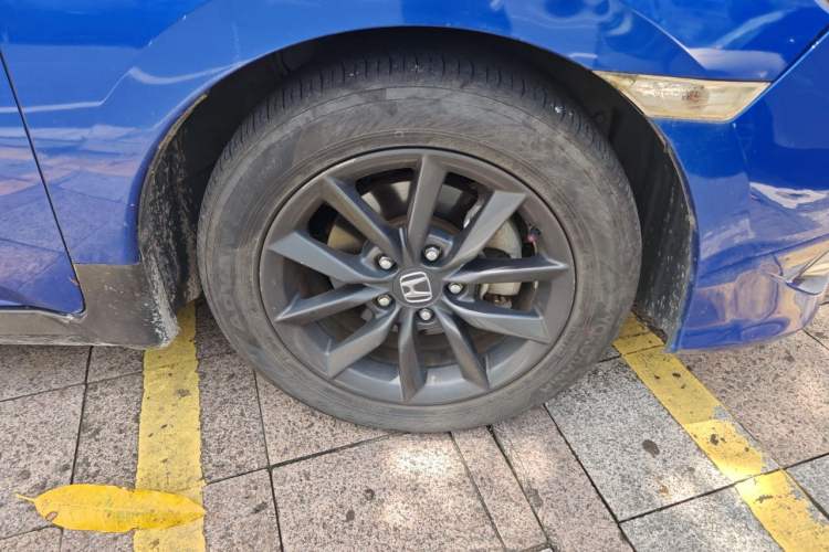 Used Honda Civic 2019 220TURBO CVT Dynamic Edition China VI Right Front Wheel Hub