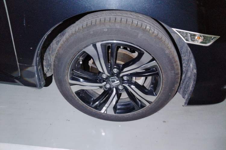 Used Honda Civic 2019 220TURBO CVT Dynamic Edition China VI Right Front Wheel Hub