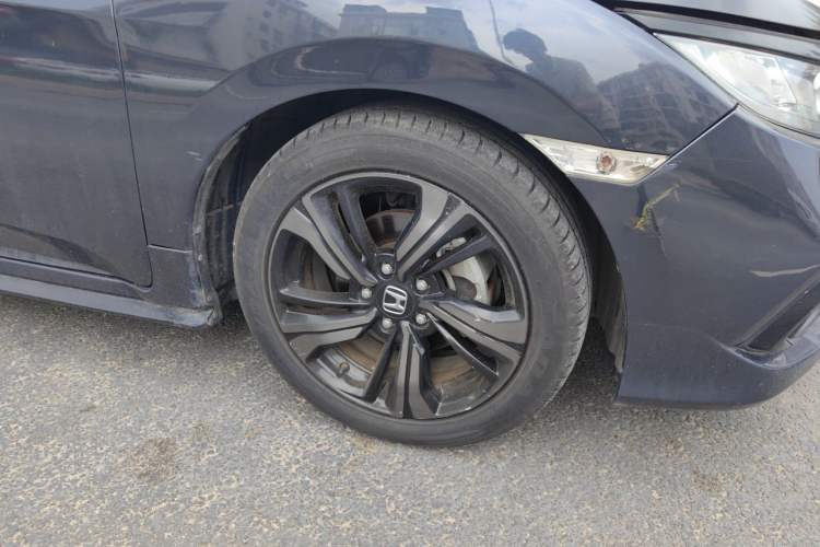 Used Honda Civic 2019 220TURBO CVT Dynamic Edition China V Emission Standard Right Front Wheel Hub