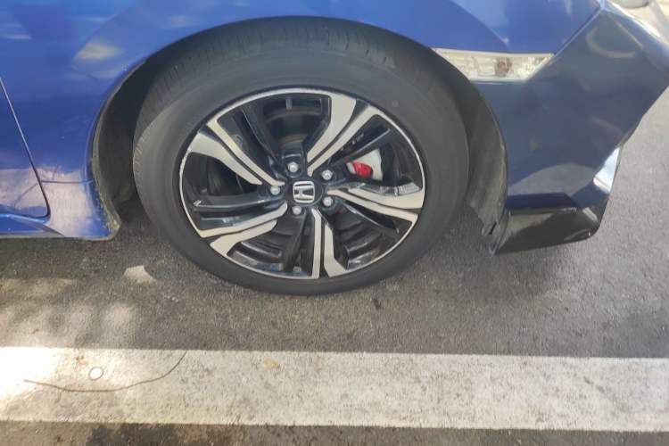 Used Honda Civic 2019 220TURBO CVT Power Edition China VI Emission Standard Right Front Wheel Hub