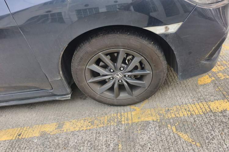 Used Honda Civic 2019 220TURBO CVT Dynamic Edition China VI Right Front Wheel Hub