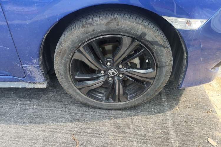 Used Honda Civic 2019 220TURBO CVT Dynamic Edition China VI Emission Standard Right Front Wheel Hub