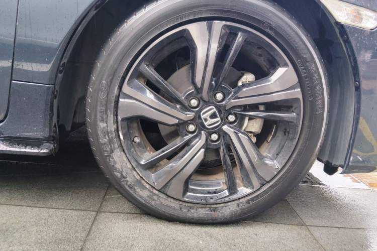 Used Honda Civic 2019 220TURBO CVT Dynamic Edition China VI Emission Standard Right Front Wheel Hub