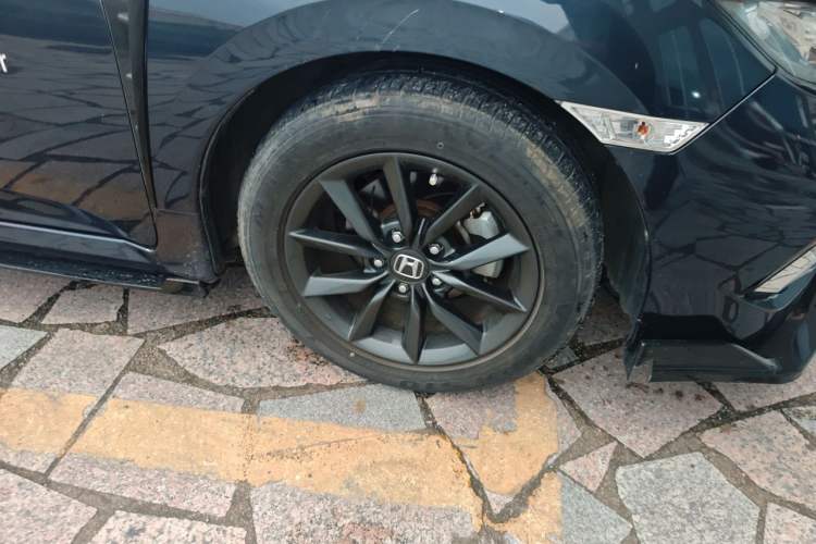 Used Honda Civic 2019 220TURBO Manual Jinkong Edition China VI Right Front Wheel Hub