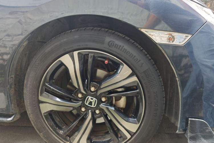 Used Honda Civic 2019 220TURBO CVT Dynamic Edition China VI Emission Standard Right Front Wheel Hub