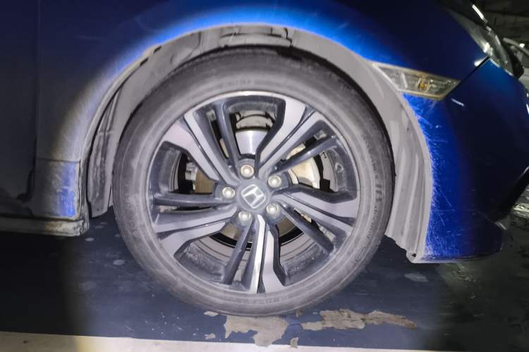 Used Honda Civic 2019 220TURBO CVT Dynamic Edition China VI Emission Standard Right Front Wheel Hub
