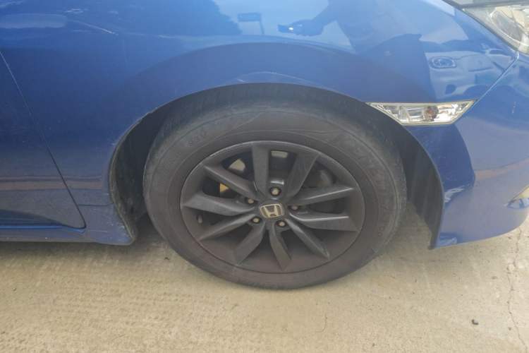 Used Honda Civic 2019 220TURBO CVT Dynamic Edition China VI Right Front Wheel Hub