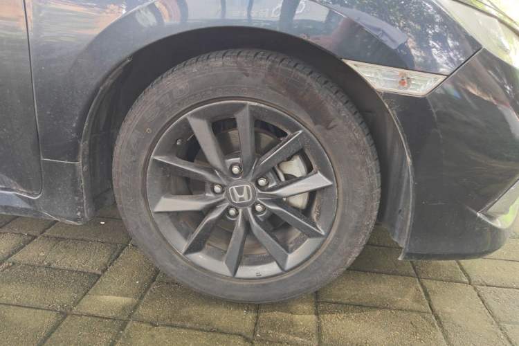 Used Honda Civic 2019 220TURBO CVT Dynamic Edition China V Right Front Wheel Hub
