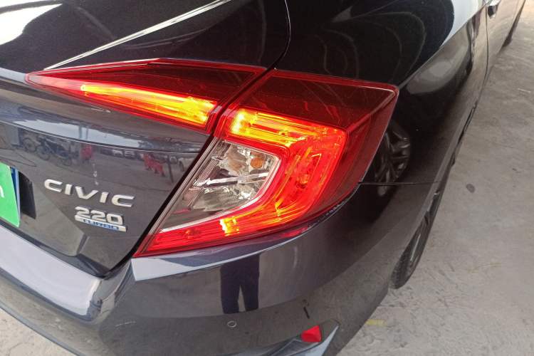 Used Honda Civic 2019 220TURBO CVT Dynamic Edition China VI Right Rear Taillight