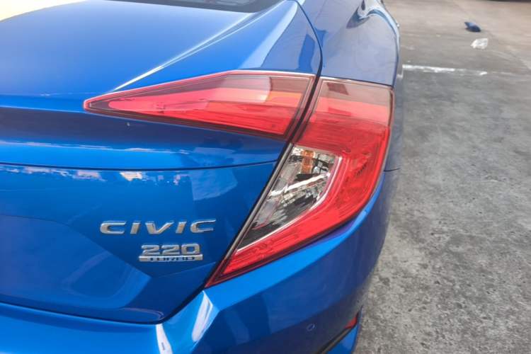 Used Honda Civic 2019 220TURBO CVT Dynamic Edition China V Right Rear Taillight