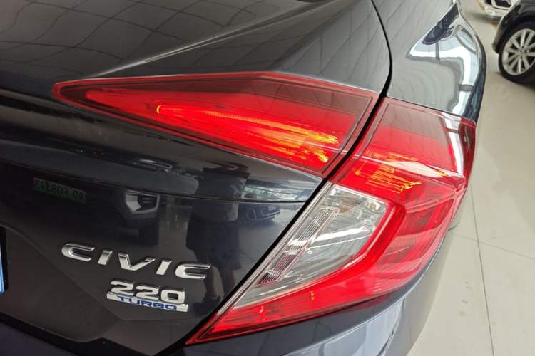 Used Honda Civic 2019 220TURBO CVT Dynamic Edition China VI Right Rear Taillight