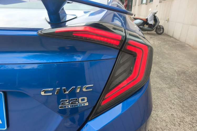 Used Honda Civic 2019 220TURBO CVT Dynamic Edition China VI Right Rear Taillight