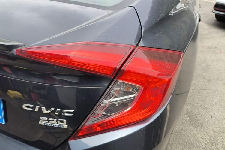 Used Honda Civic 2019 220TURBO CVT Dynamic Edition China VI Emission Standard Right Rear Taillight