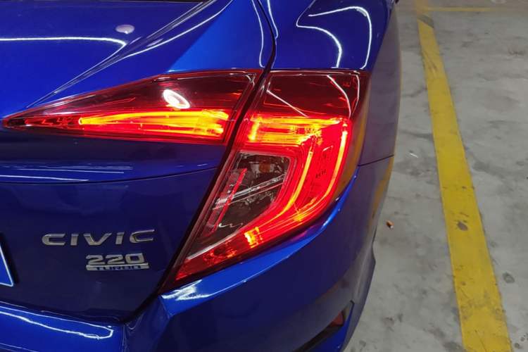 Used Honda Civic 2019 220TURBO CVT Dynamic Edition China VI Right Rear Taillight