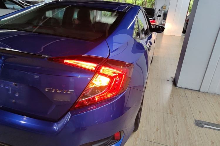 Used Honda Civic 2019 220TURBO CVT Dynamic Edition China VI Emission Standard Right Rear Taillight