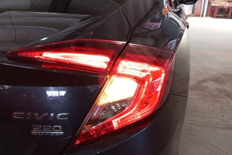 Used Honda Civic 2019 220TURBO CVT Dynamic Edition China VI Right Rear Taillight