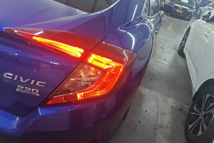 Used Honda Civic 2019 220TURBO CVT Dynamic Edition China VI Right Rear Taillight
