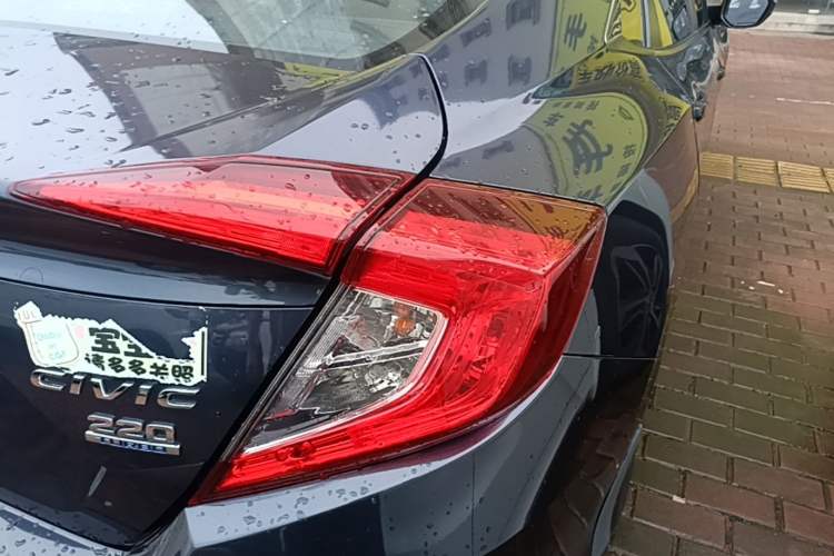 Used Honda Civic 2019 220TURBO CVT Dynamic Edition China VI Right Rear Taillight
