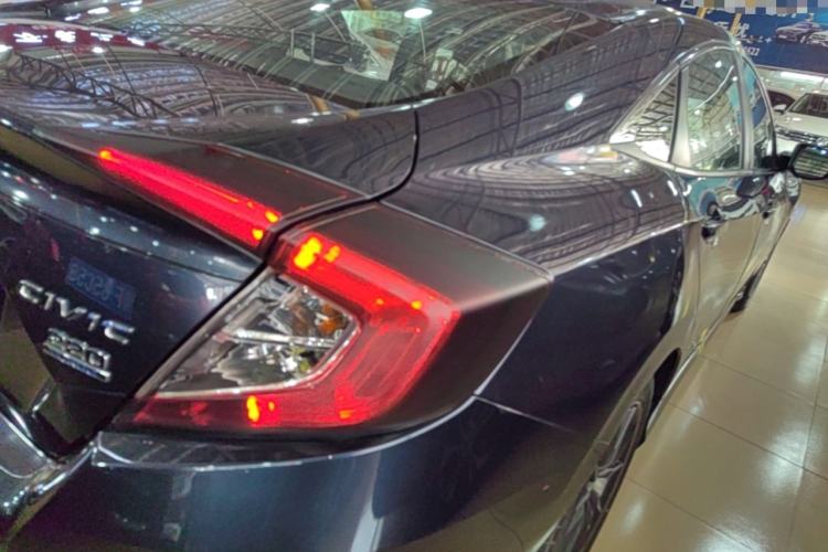 Used Honda Civic 2019 220TURBO CVT Dynamic Edition China VI Right Rear Taillight