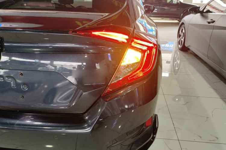Used Honda Civic 2019 220TURBO CVT Dynamic Edition China VI Right Rear Taillight