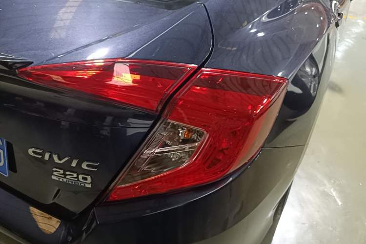 Used Honda Civic 2019 220TURBO CVT Dynamic Edition China VI Emission Standard Right Rear Taillight