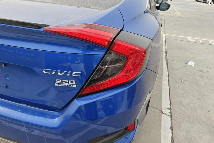 Used Honda Civic 2019 220TURBO CVT Dynamic Edition China VI Emission Standard Right Rear Taillight