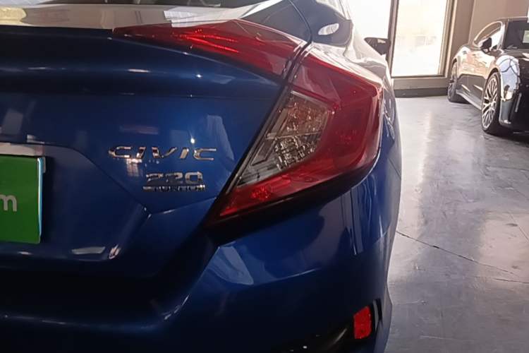 Used Honda Civic 2019 220TURBO CVT Dynamic Edition China VI Right Rear Taillight