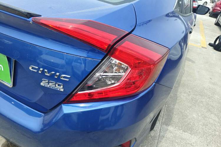 Used Honda Civic 2019 220TURBO CVT Dynamic Edition China VI Emission Standard Right Rear Taillight
