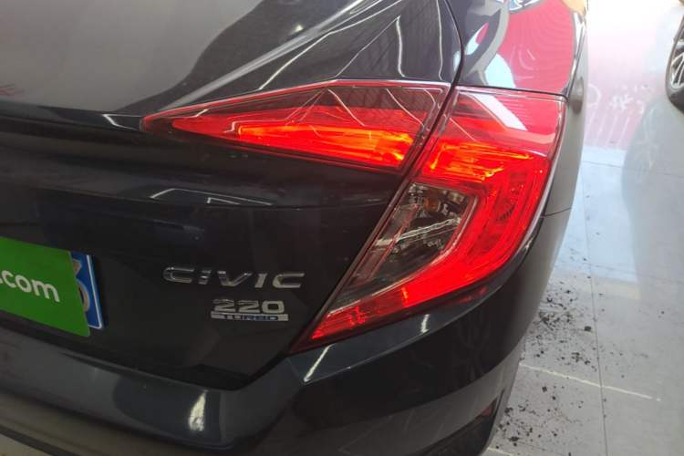 Used Honda Civic 2019 220TURBO CVT Dynamic Edition China VI Right Rear Taillight