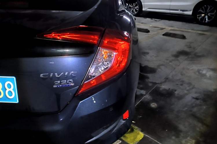 Used Honda Civic 2019 220TURBO CVT Dynamic Edition China VI Right Rear Taillight