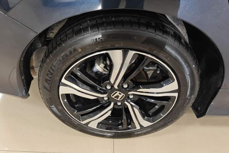 Used Honda Civic 2019 220TURBO CVT Power Edition China VI Emission Standard Right Rear Wheel Hub