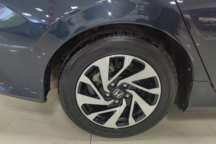Used Honda Civic 2019 220TURBO CVT Dynamic Edition China VI Right Rear Wheel Hub