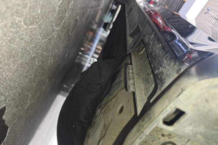 Used Honda Civic 2019 220TURBO CVT Dynamic Edition China VI Right Side Sill