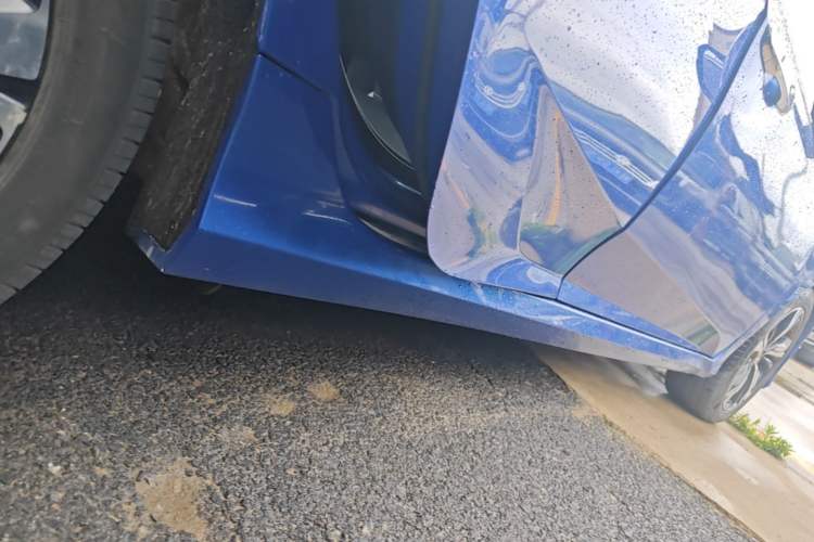 Used Honda Civic 2019 220TURBO CVT Power Edition China VI Emission Standard Right Side Sill