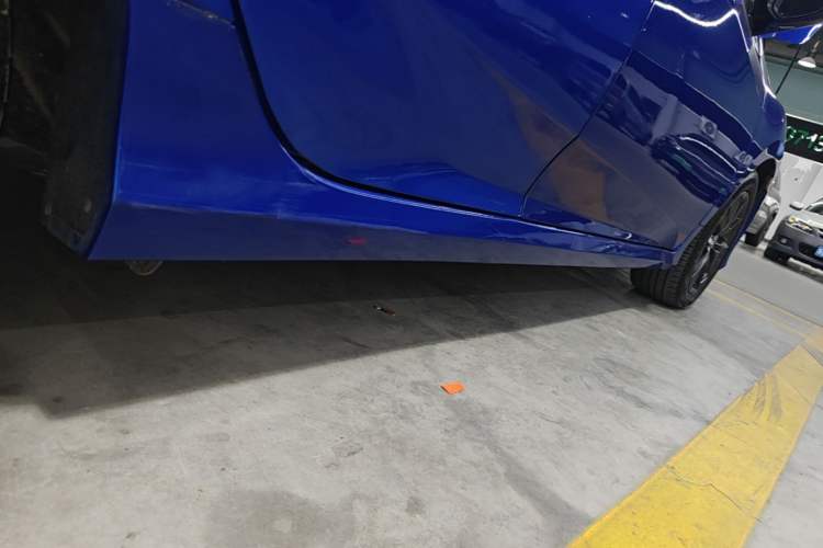 Used Honda Civic 2019 220TURBO CVT Dynamic Edition China VI Right Side Sill