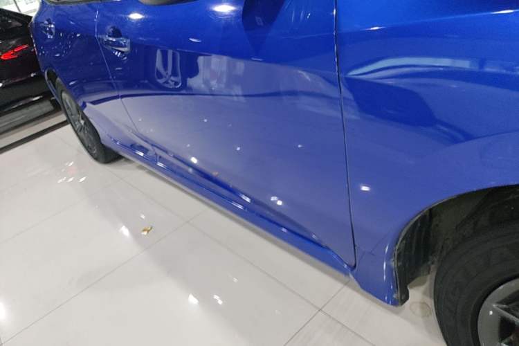 Used Honda Civic 2019 220TURBO CVT Dynamic Edition China VI Right Side Sill