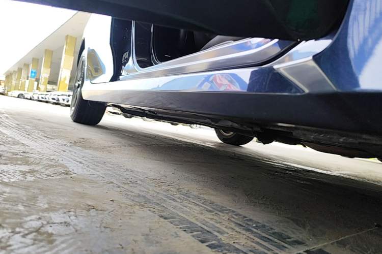 Used Honda Civic 2019 220TURBO CVT Dynamic Edition China VI Right Side Sill