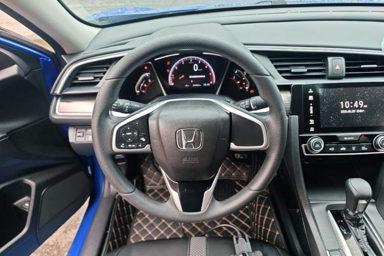 Used Honda Civic 2019 220TURBO CVT Dynamic Edition China VI Emission Standard Steering Wheel