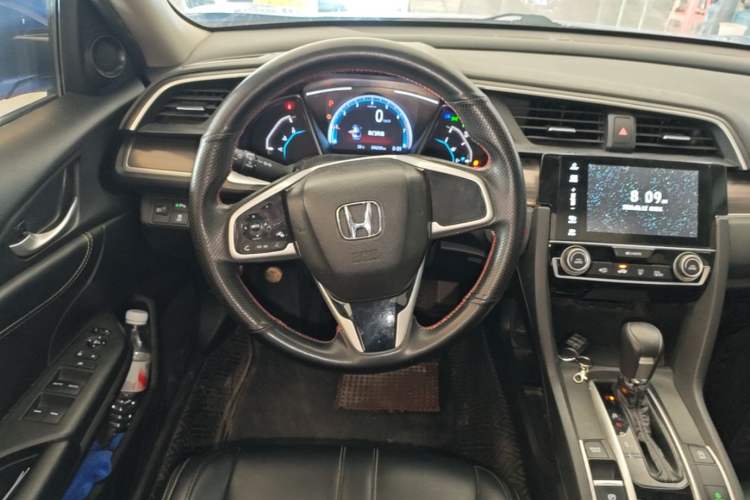Used Honda Civic 2019 220TURBO CVT Dynamic Edition China VI Steering Wheel