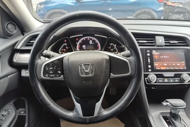 Used Honda Civic 2019 220TURBO CVT Dynamic Edition China VI Emission Standard Steering Wheel