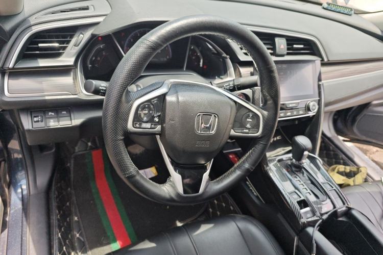 Used Honda Civic 2019 220TURBO CVT Dynamic Edition China VI Emission Standard Steering Wheel