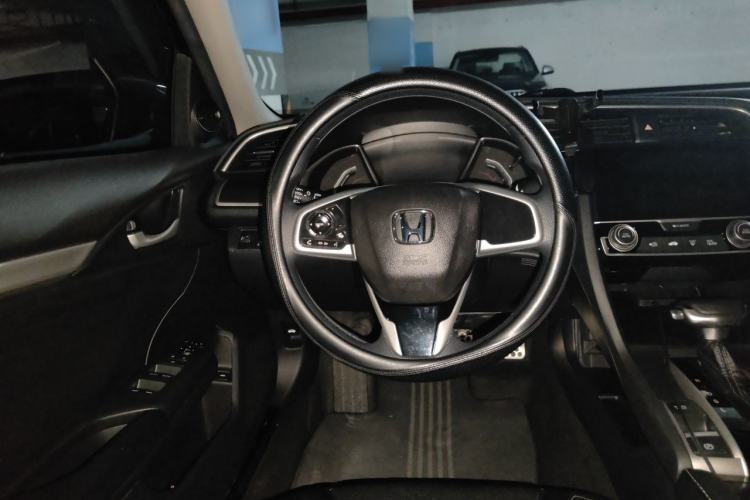 Used Honda Civic 2019 220TURBO CVT Ignition Edition China VI Emission Standard Steering Wheel