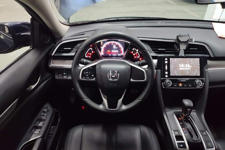 Used Honda Civic 2019 220TURBO CVT Dynamic Edition China V Emission Standard Steering Wheel
