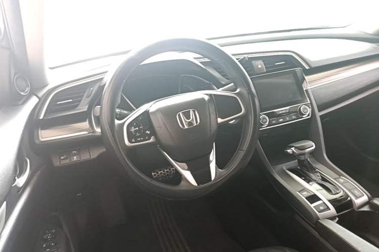 Used Honda Civic 2019 220TURBO CVT Ignition Edition China VI Emission Standard Steering Wheel