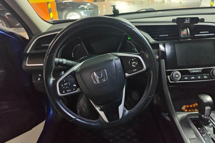 Used Honda Civic 2019 220TURBO CVT Power Edition China VI Emission Standard Steering Wheel