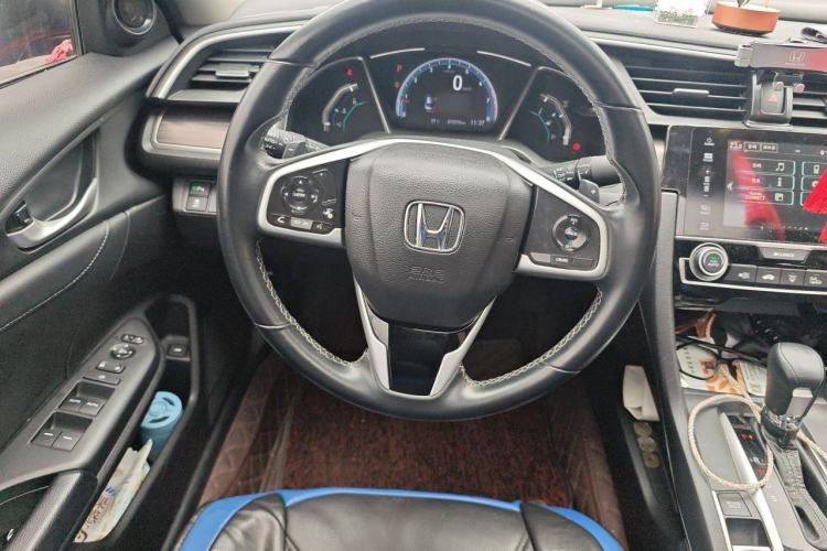 Used Honda Civic 2019 220TURBO CVT Dynamic Edition China VI Emission Standard Steering Wheel