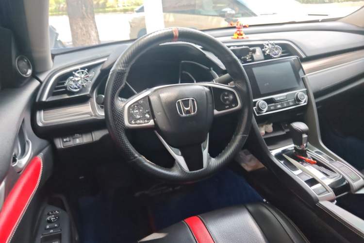 Used Honda Civic 2019 220TURBO CVT Dynamic Edition China VI Steering Wheel