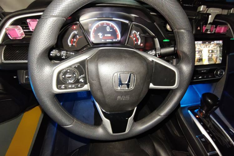 Used Honda Civic 2019 220TURBO CVT Dynamic Edition China V Emission Standard Steering Wheel