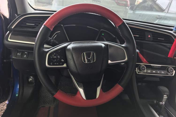 Used Honda Civic 2019 220TURBO CVT Dynamic Edition China VI Steering Wheel